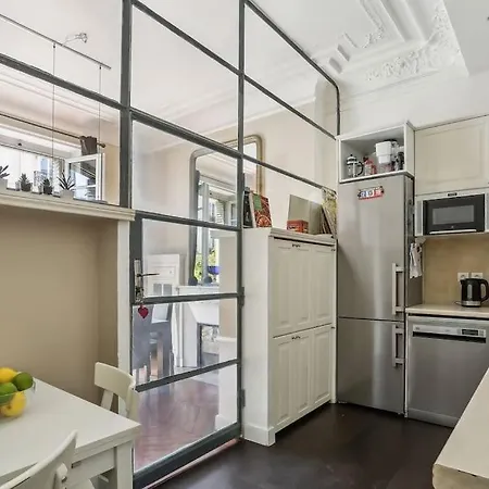 Elegant Appartement Parisien Exterior photo