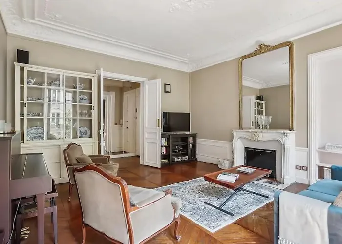 Elegant Appartement Parisien